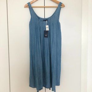 Gap NWT Sleeveless Denim Swing dress Size Small
